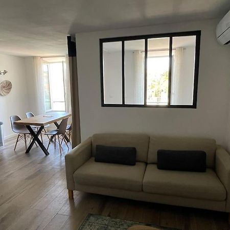 Tres Bel Appartement, Port Sanary, Екстериор снимка