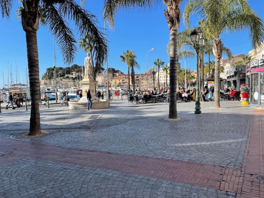 Tres Bel Appartement, Port Sanary, Екстериор снимка